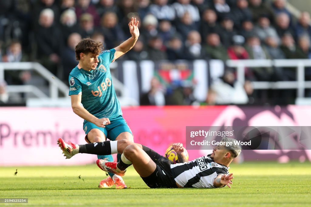 Newcastle United FC v AFC Bournemouth - Premier League