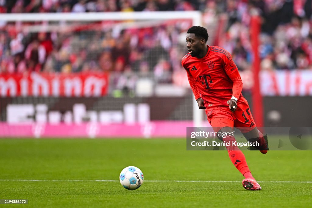 FC Bayern München v VfL Wolfsburg - Bundesliga