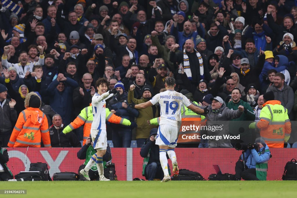Leeds United FC v Sheffield Wednesday FC - Sky Bet Championship