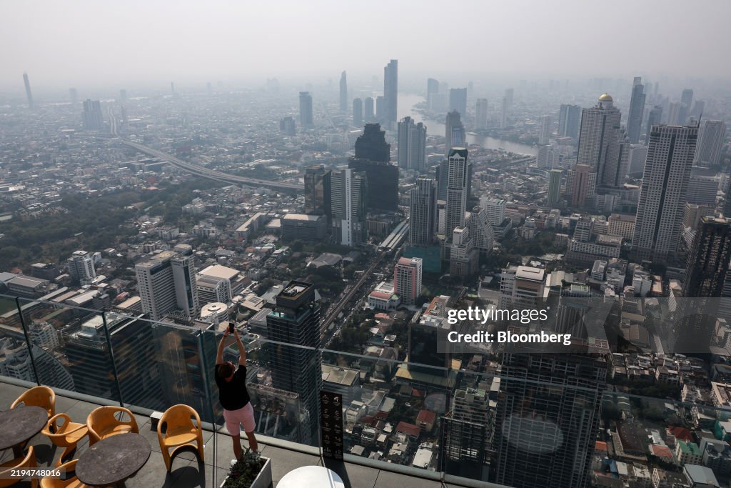 Bangkok Urges People to Work From Home as Air Pollution Worsens