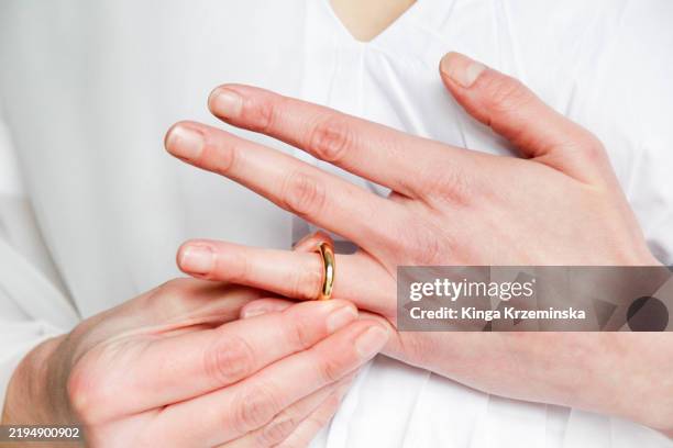 the bride - bad wedding stock pictures, royalty-free photos & images