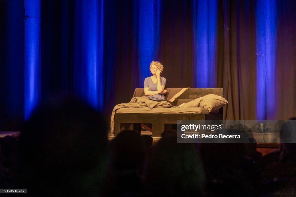 Anna Schaefer Performs In Berlin