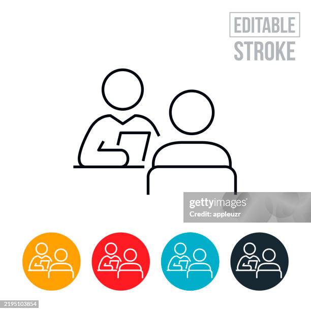 personalverantwortlicher, der ein vorstellungsgespräch mit potenziellem mitarbeiter durchführt dünnes liniensymbol - editierbarer strich - in person stock-grafiken, -clipart, -cartoons und -symbole