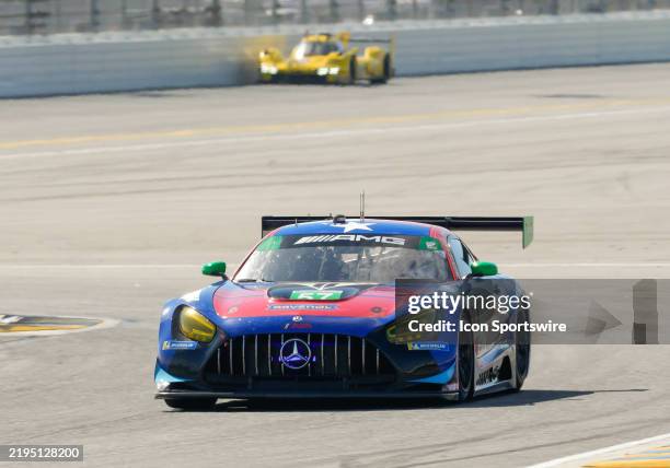 Riley Ward Racing 48 Russell Ward (Racing Driver) Stock Photos, High-Res Pictures, and ...