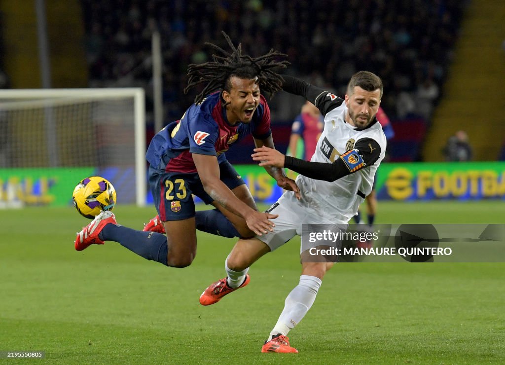 FBL-ESP-LIGA-BARCELONA-VALENCIA