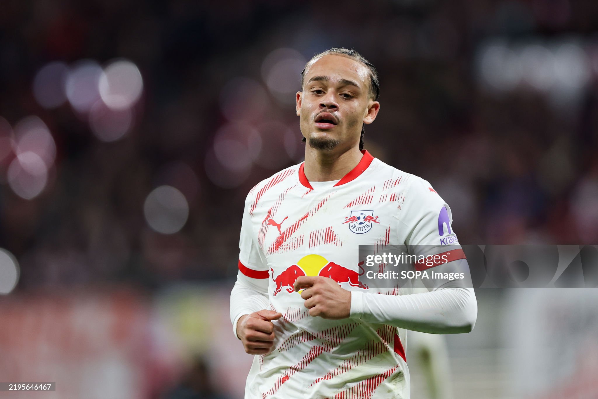 RB Leipzig pulls off a major coup and buys Simons from PSG