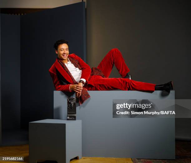 Kit Guard Actor 2,037 Kit Young Photos & High Res Pictures - Getty Images