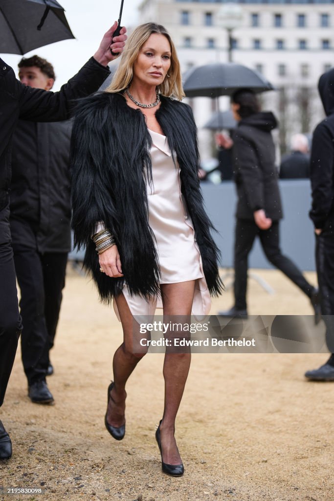 Dior Homme: Outside Arrivals - Paris Fashion Week - Menswear Fall-Winter 2025/2026