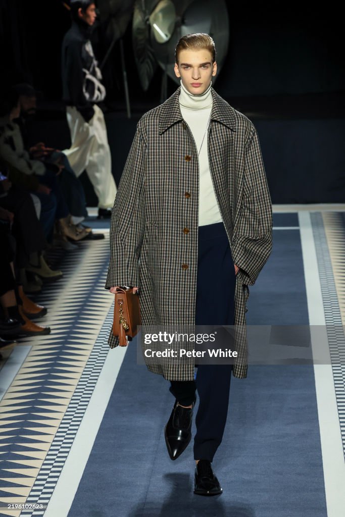 Lanvin: Runway - Paris Fashion Week - Menswear Fall-Winter 2025/2026