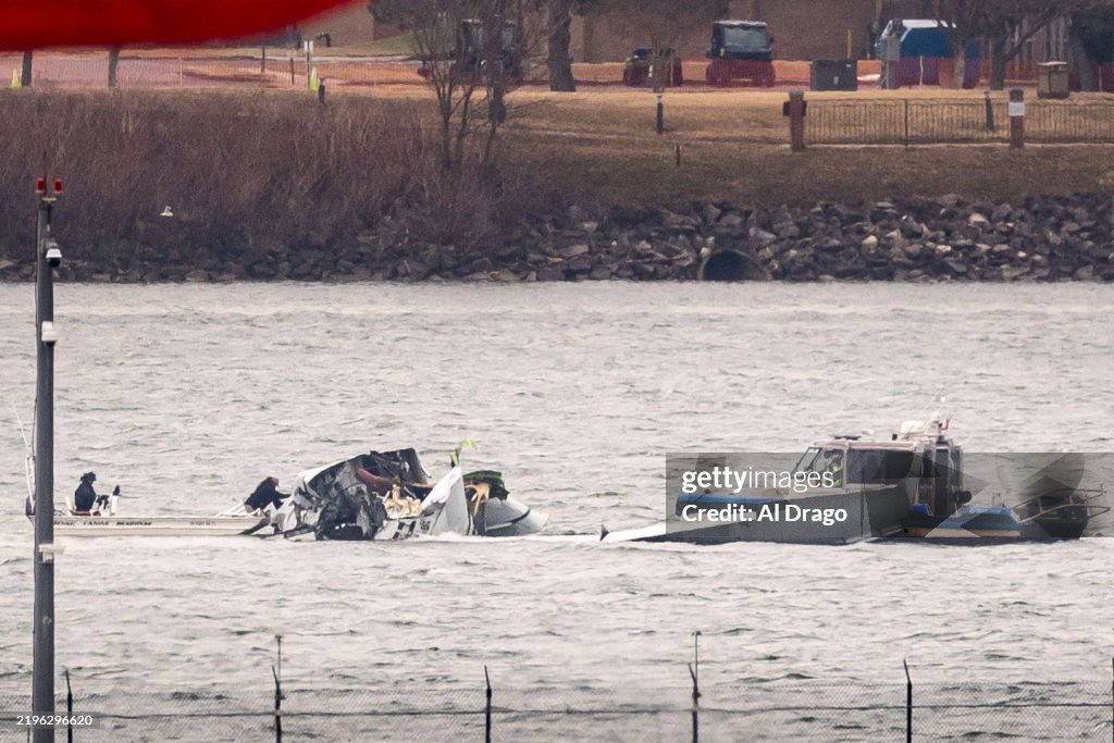 American Airlines Plane And Black Hawk Helicopter Crash Near Reagan National Airport