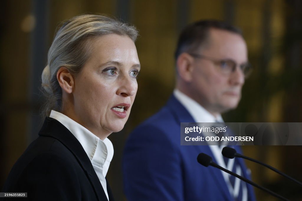 GERMANY-POLITICS-PARLIAMENT-MIGRANTS