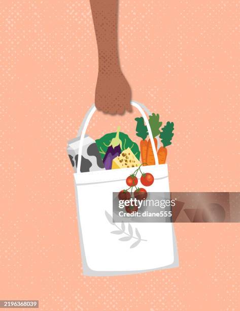 ilustraciones, imágenes clip art, dibujos animados e iconos de stock de estilo de vida sostenible. ir de compras con una bolsa de supermercado reutilizable - bolsa reutilizable