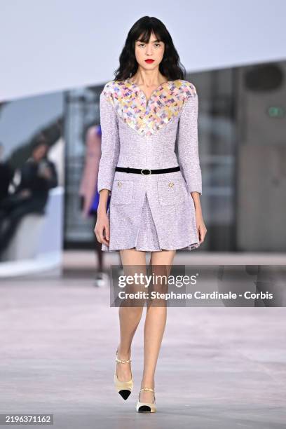Model walks the runway during the Chanel Haute Couture Spring-Summer 2025 show as part of Paris Fashion Week on January 28, 2025 in Paris, France.