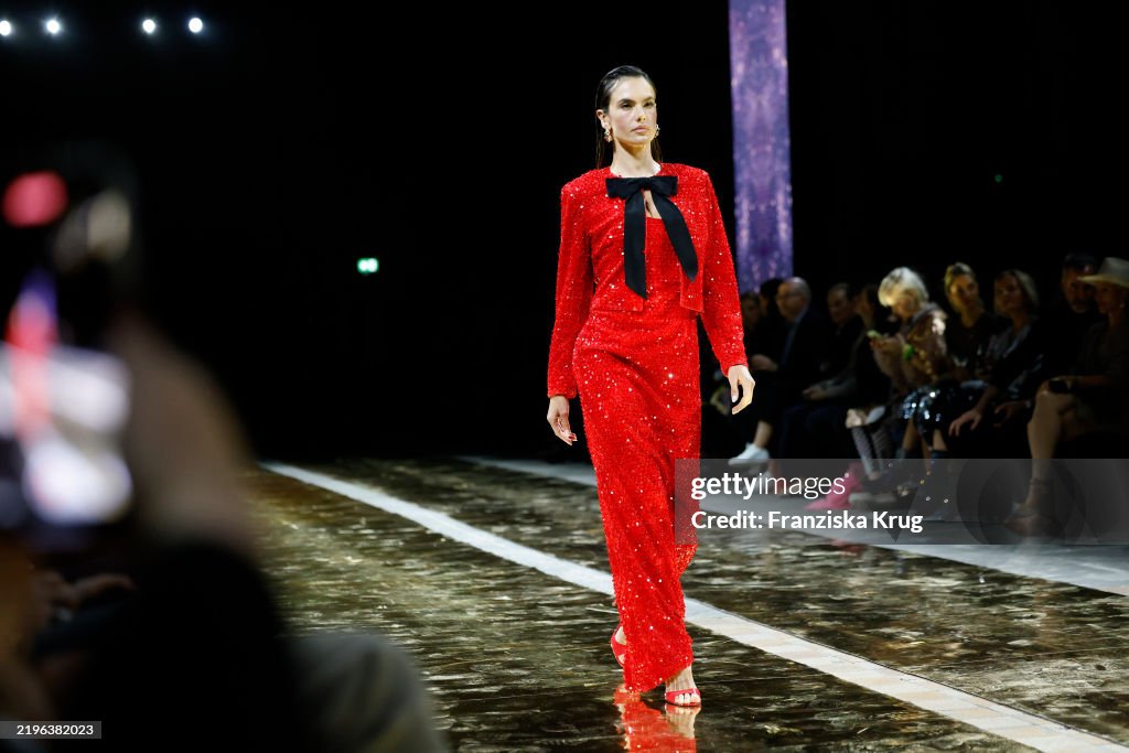 Marc Cain Fashion Show Parallel Universe - Fashion Week Berlin Fall/Winter 2025