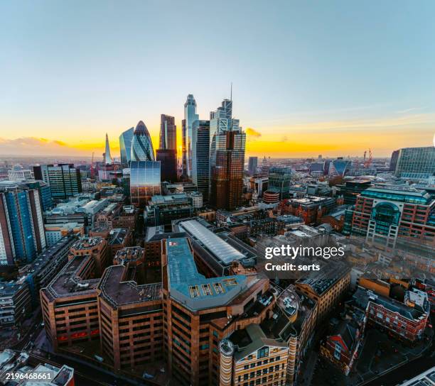 golden hour over london's financial district, united kingdom - london dawn stock pictures, royalty-free photos & images