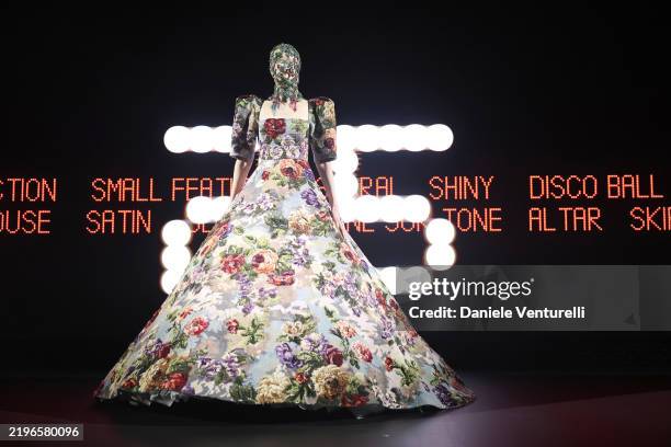 Model walks the runway during Vertigeneux, the Valentino Haute Couture Spring-Summer 2025 show as part of Paris Fashion Week on January 29, 2025 in...