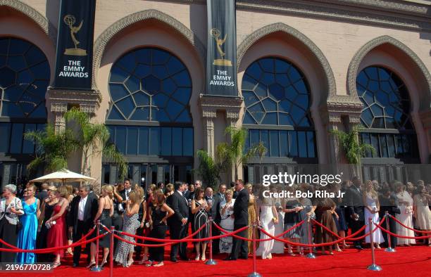 Invited guests in front of the Shrine Auditorium for The 58th Annual Primetime Emmy Awards, August 27, 2006 in Los Angeles, California.