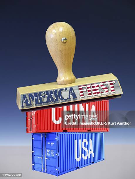 symbolic image, free trade, usa, china, america first, donald trump, impending tariff, punitive tariff, multilateral negotiation, eu european union, economic areas, capitalism, communism, treaties, conventions, nation states, agreements, international law - international law stock illustrations