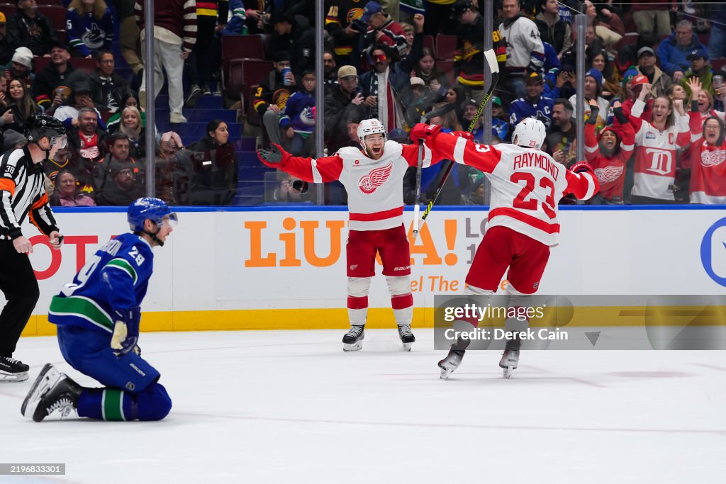 Detroit Red Wings v Vancouver Canucks