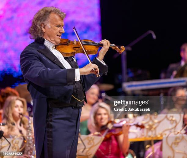 André Rieu Instruments 2,535 Andre Rieu Photos & High Res Pictures - Getty Images