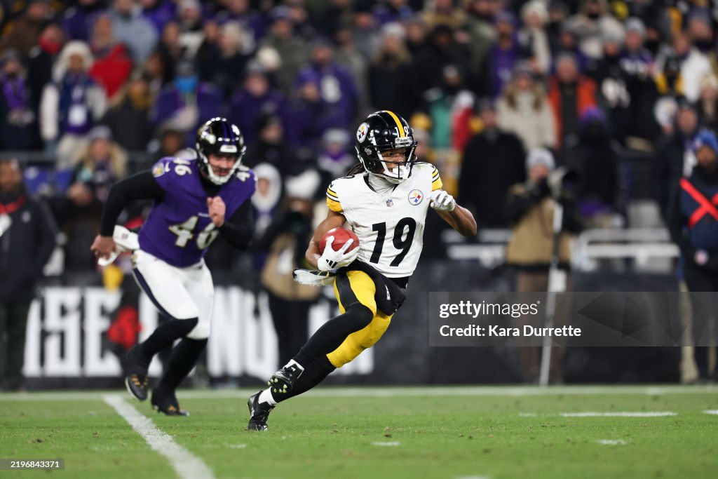 AFC Wild Card Playoffs: Pittsburgh Steelers v Baltimore Ravens