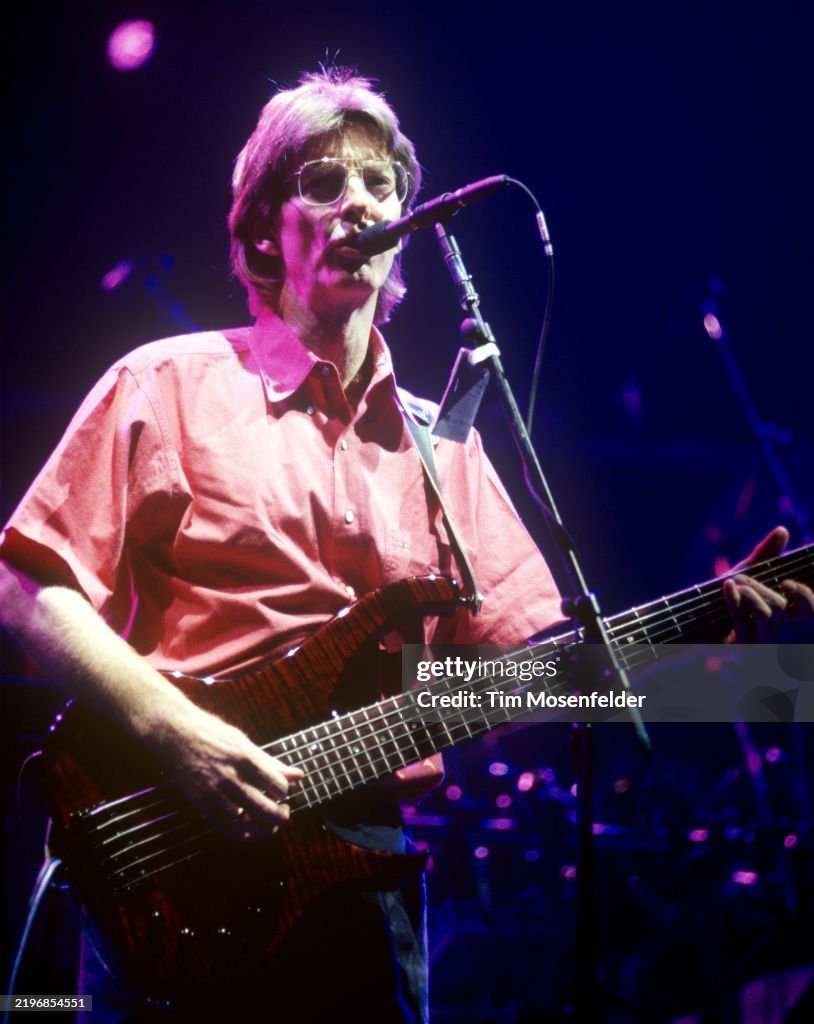 Grateful Dead In Concert - Oakland CA 1993