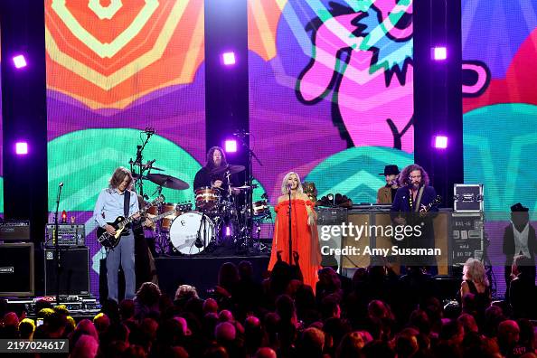 Carl Patrick Singer Carl Broemel and Patrick Hallahan of My Morning Jacket, Maggie Rose ...