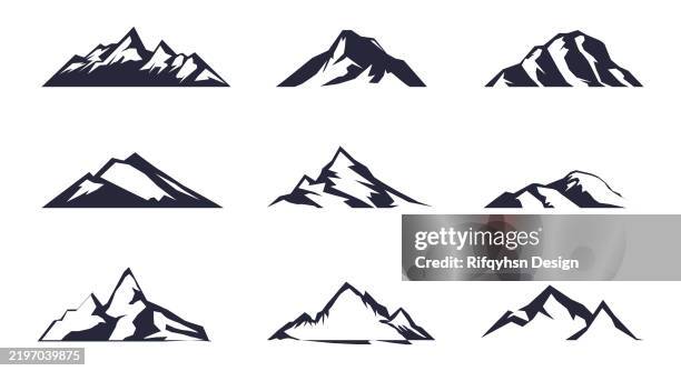 ilustraciones, imágenes clip art, dibujos animados e iconos de stock de conjunto de iconos de montañas - geología
