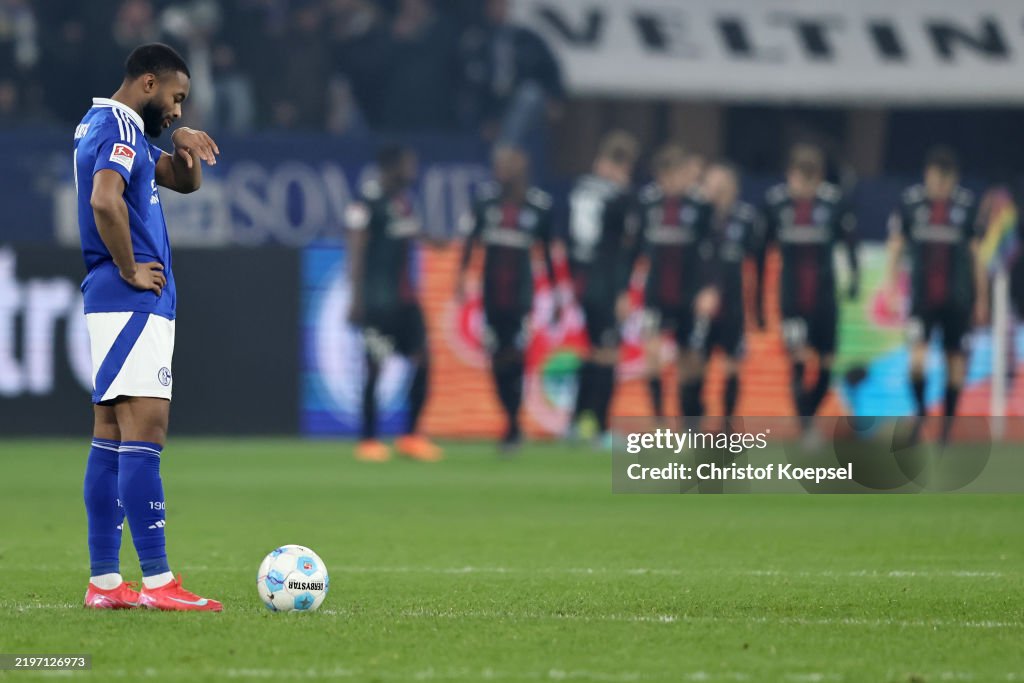 FC Schalke 04 v 1. FC Magdeburg - Second Bundesliga