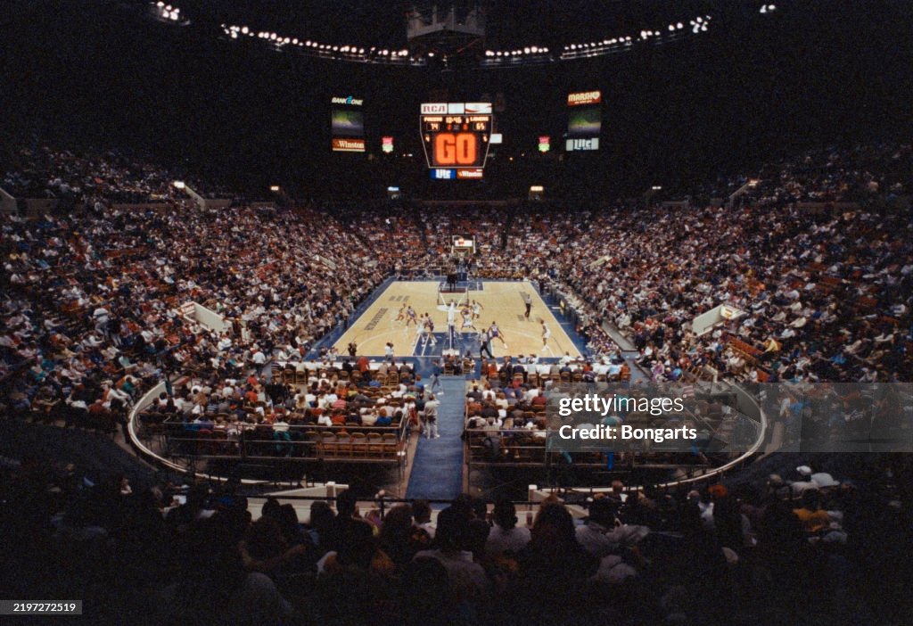 NBA - Indiana Pacers V Los Angeles Lakers