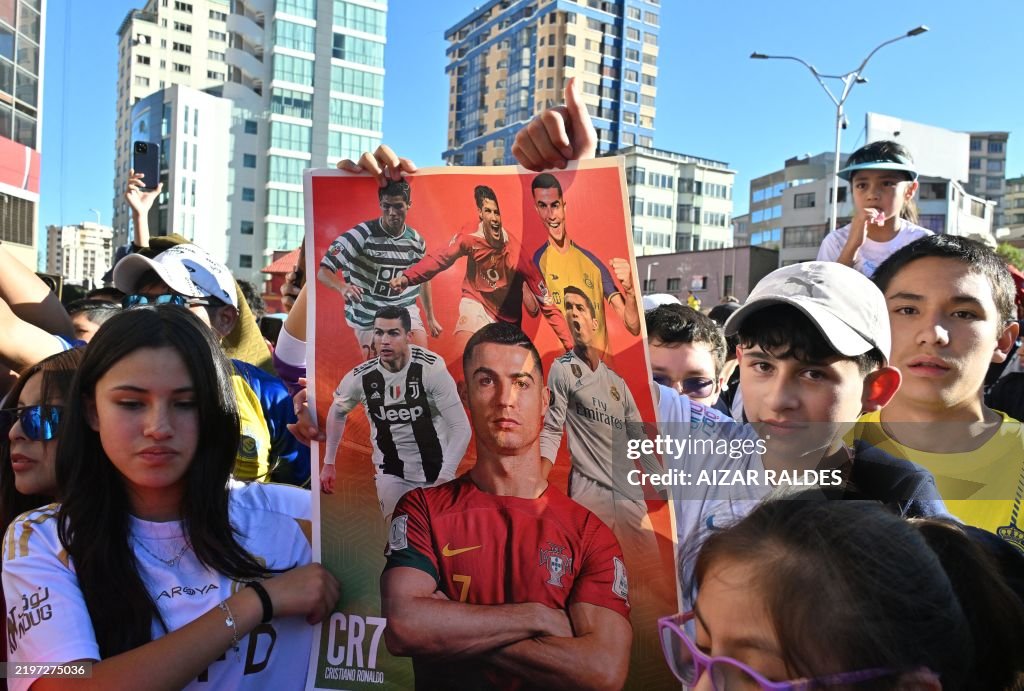 FBL-BOL-POR-RONALDO-FANS