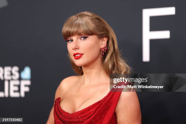 Taylor Swift attends the 67th Annual GRAMMY Awards on February 02, 2025 in Los Angeles, California.
