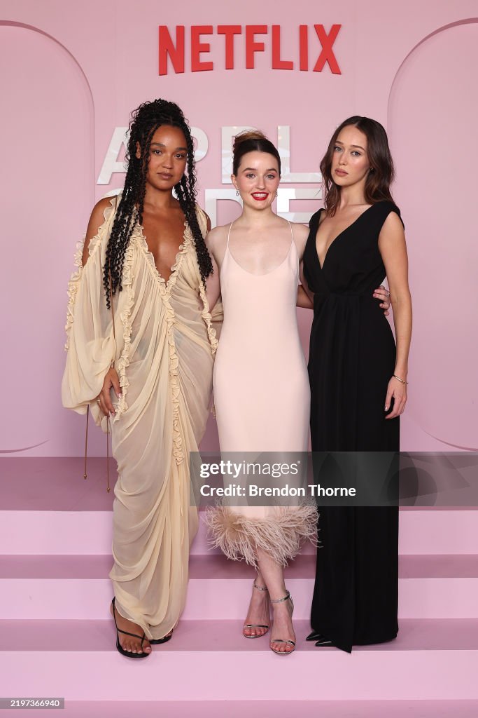 "Apple Cider Vinegar" World Premiere