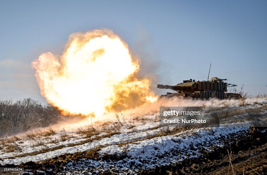 Live fire exercise of Ukrainian tank crews