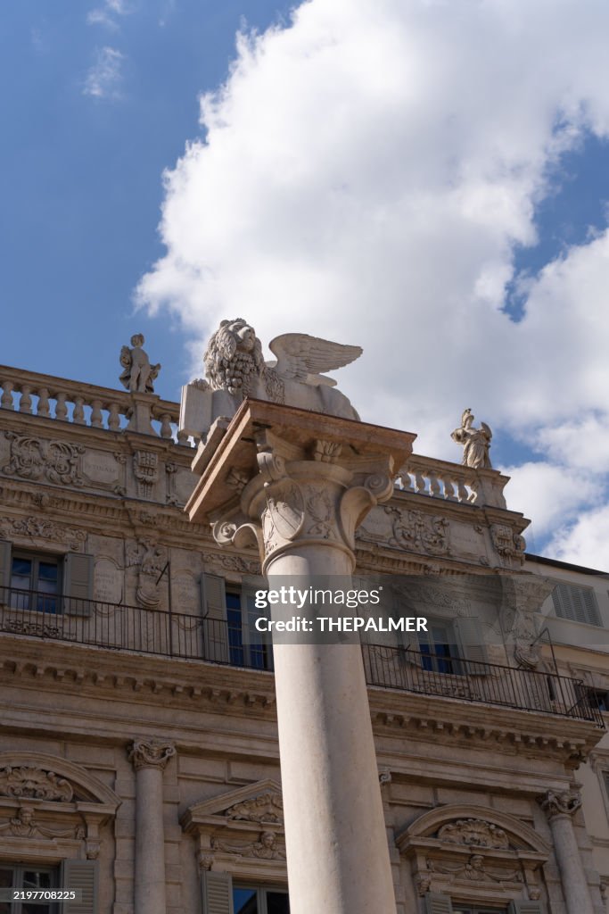 Lion of Saint Mark – Historic Winged Lion Sculpture in Piazza delle Erbe, Verona