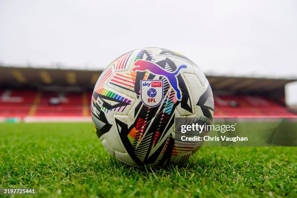 Football's Rambow 1,410 Chris Rainbow Photos & High Res Pictures - Getty Images