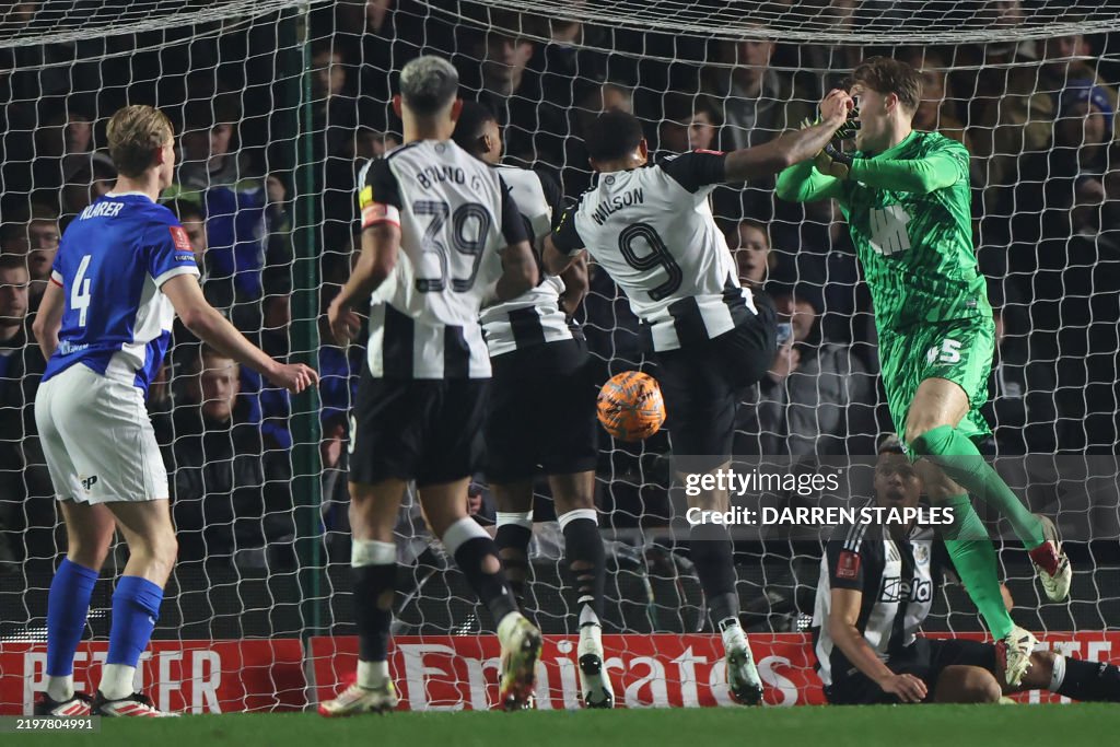 FBL-ENG-FACUP-BIRMINGHAM-NEWCASTLE