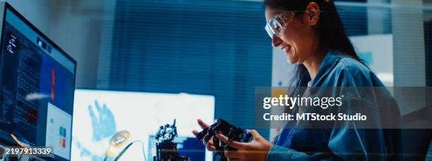 80 Computer Lab Night Stock Photos, High-Res Pictures, and Images ...