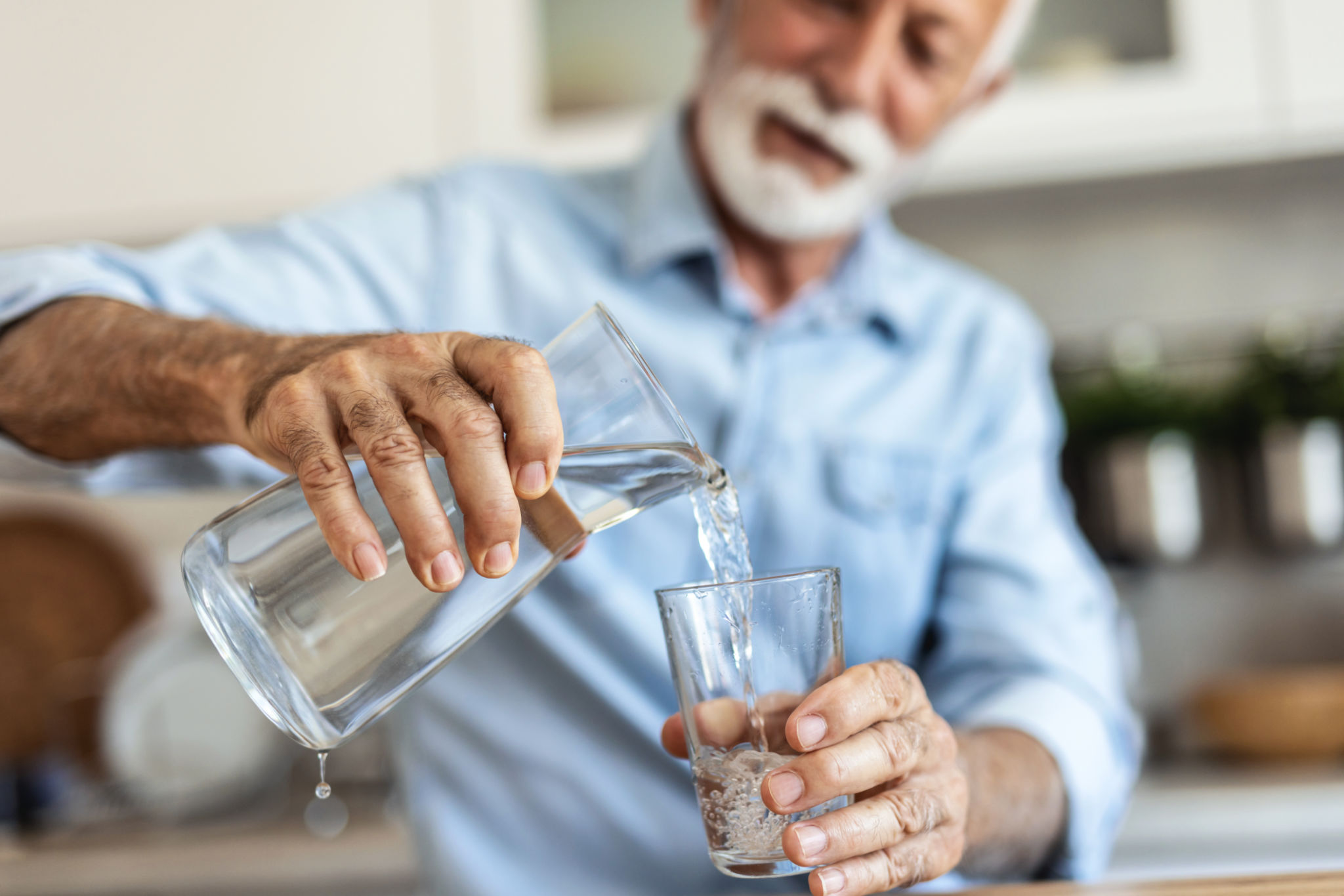 senior drinking water