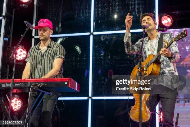 Jake Tim 16 Tim Chaisson Stock Photos, High-Res Pictures, and Images - Getty Images