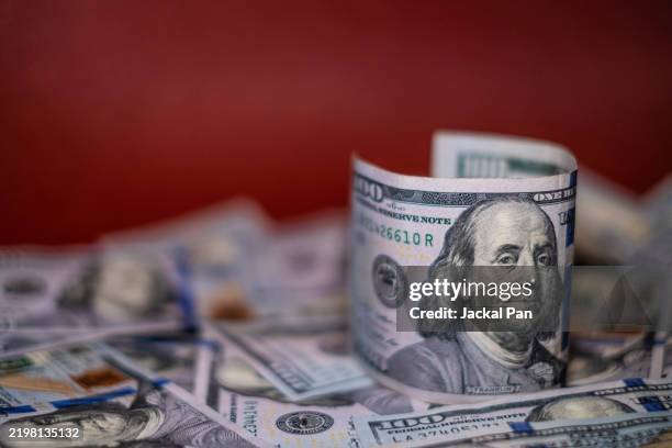 close ups of us dollar bills - unidade monetária dos estados unidos imagens e fotografias de stock
