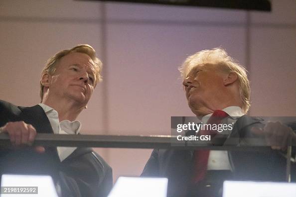 Godell NFL-Commissioner Roger Godell and President Donald Trump during the ...