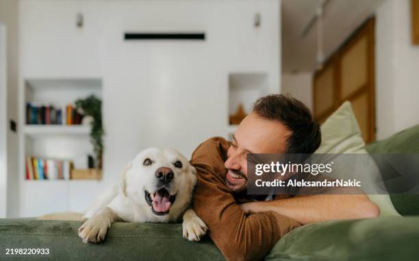 beste freunde - lebensstil stock-fotos und bilder