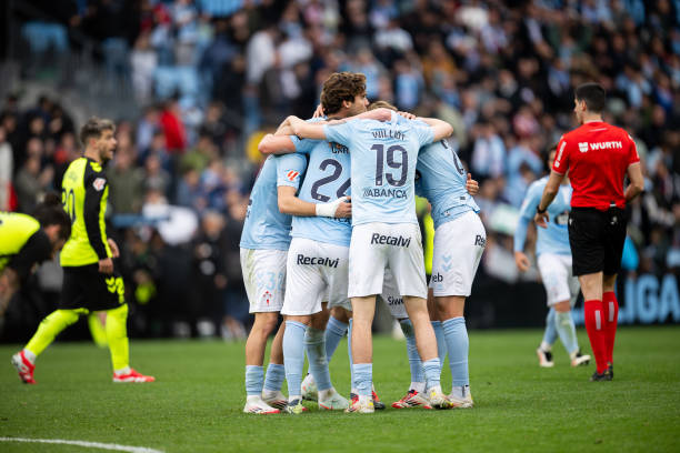 Celta de Vigo players celebrates victory after the LaLiga EA Sports match between RC Celta de Vigo and Real Betis Balompie at Estadio Abanca Balaidos...