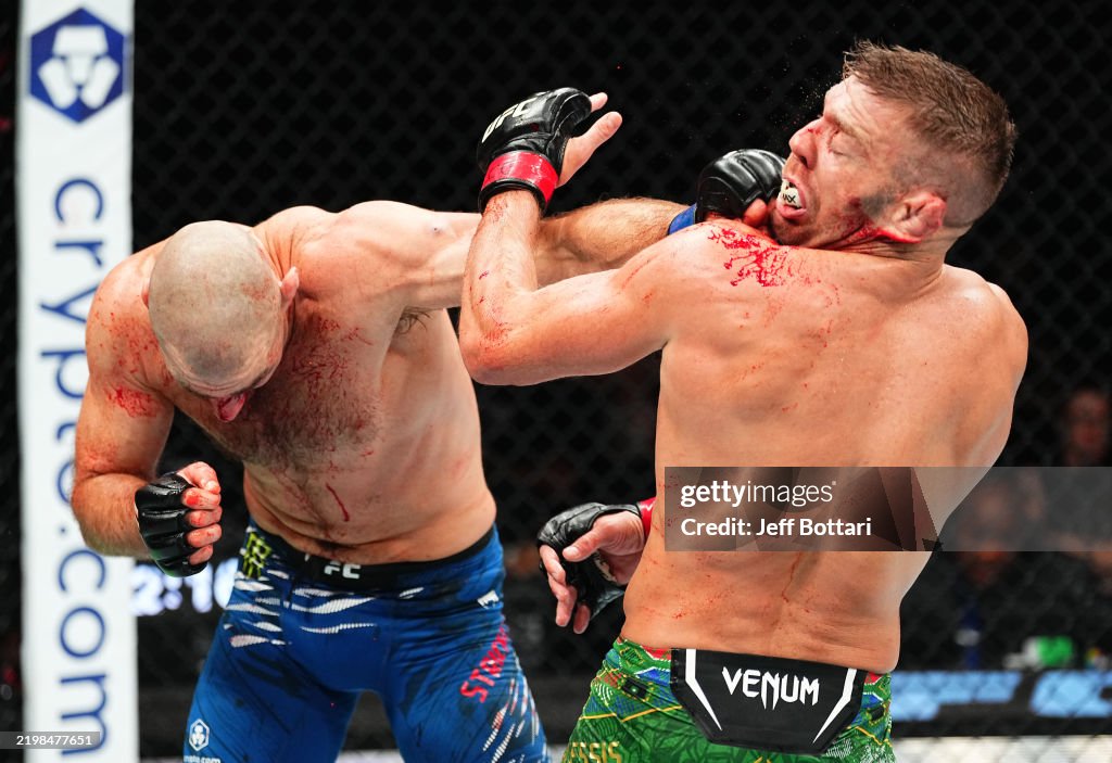 UFC 312: Du Plessis v Strickland 2