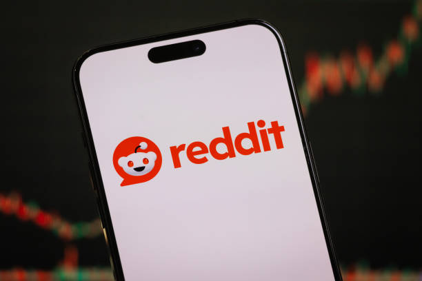 FLASHRECAP : 🔴 "Reddit in Crescita: Balzo del 14,4% dopo l'ottimismo di Loop Capital, ma Wall Street Resta Cauta"