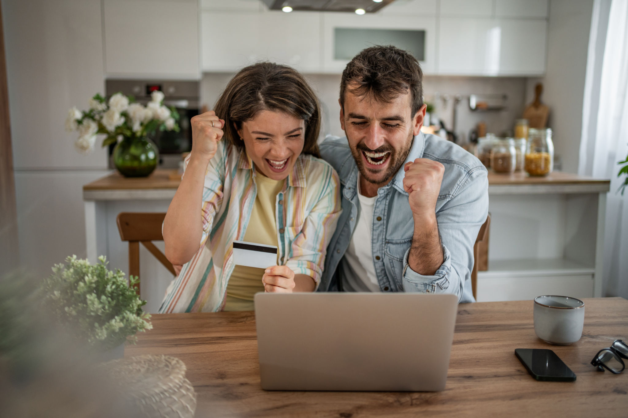 creditor advantages
