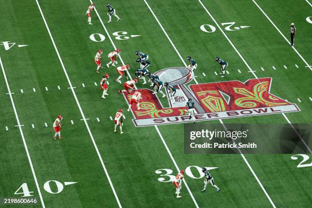 The Philadelphia Eagles offense line up against the Kansas City Chiefs defense in the first quarter during Super Bowl LIX at Caesars Superdome on...