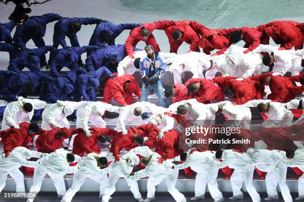Kendrick Lamar performs onstage during Apple Music Super Bowl LIX Halftime Show at Caesars Superdome on February 09, 2025 in New Orleans, Louisiana.