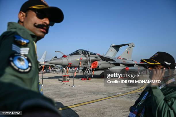 Indian Rafale Front View 2,082 Rafale India Stock Photos, High-Res Pictures, and Images - Getty ...
